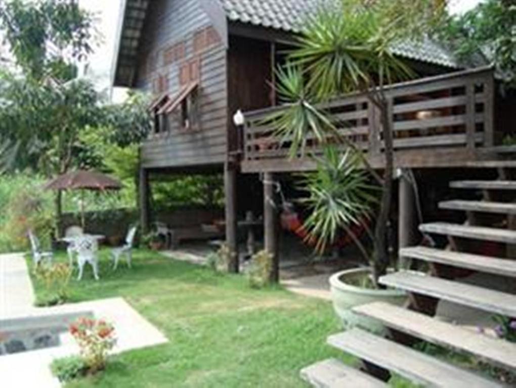 Ayothaya Riverside House Аюттхая Номер фото