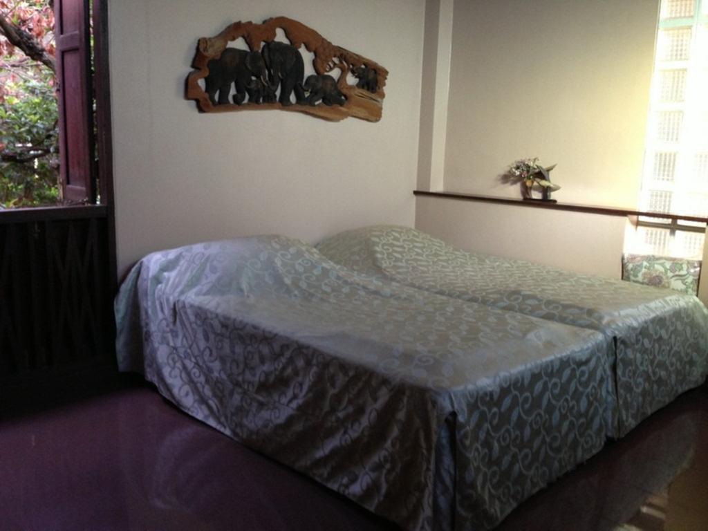 Ayothaya Riverside House Аюттхая Номер фото