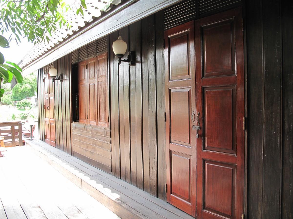 Ayothaya Riverside House Аюттхая Екстер'єр фото